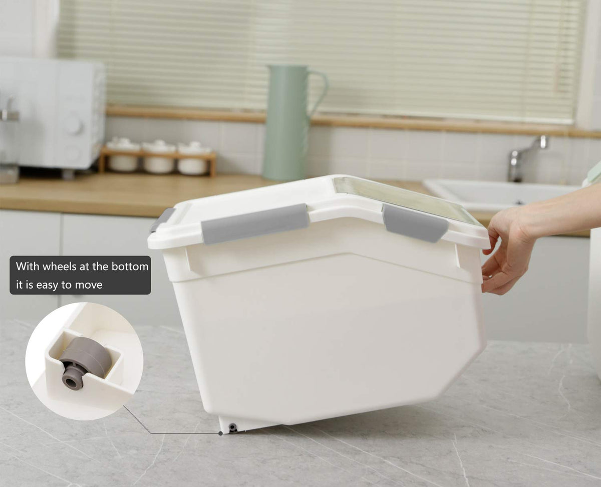 2 Pack Airtight Pet Food Storage Container with Scoop 10 LB O187