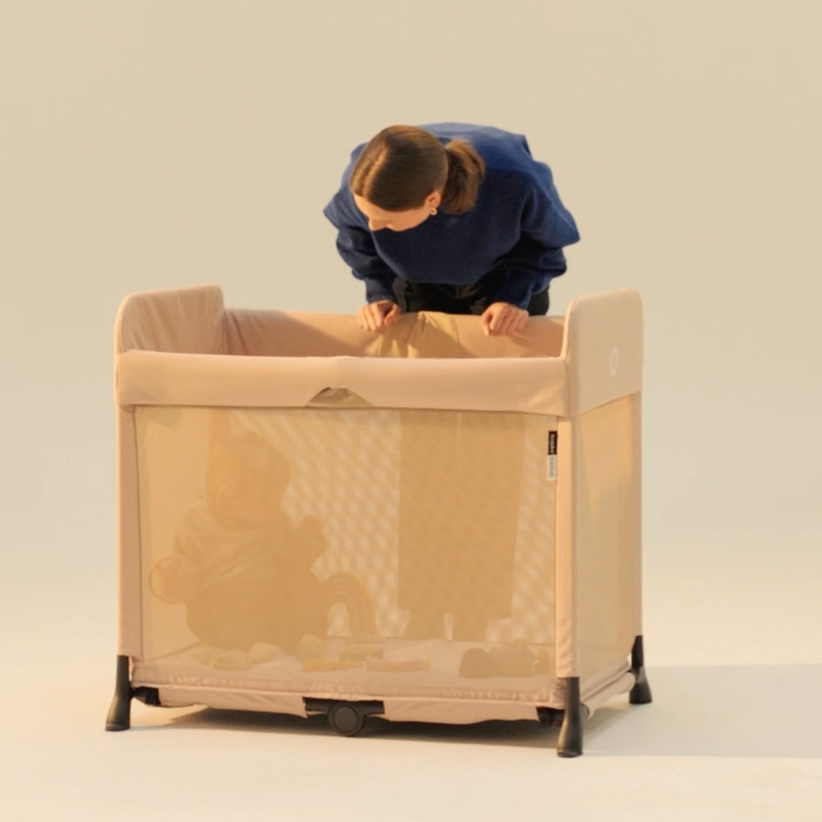 Portable Playard Taupe Y52704