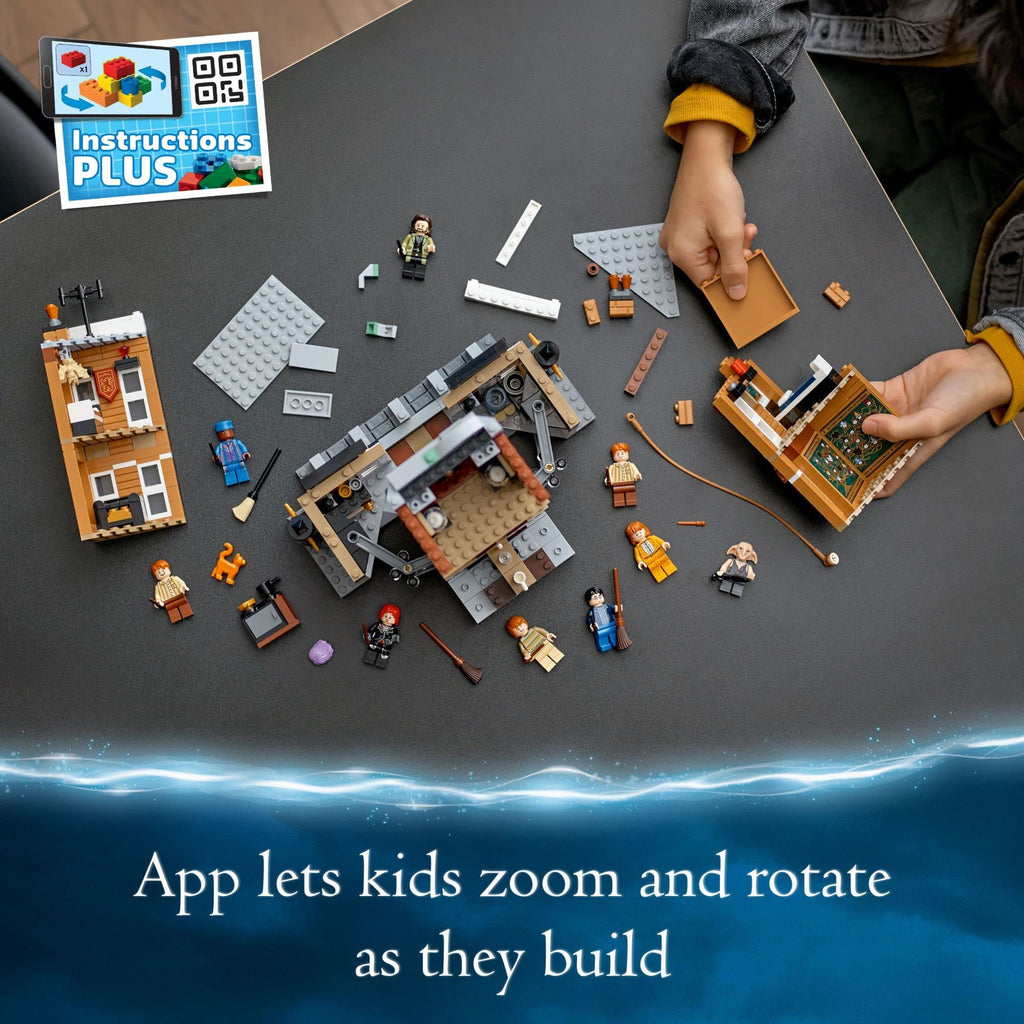 Building Set with 9 Minifigures A190613