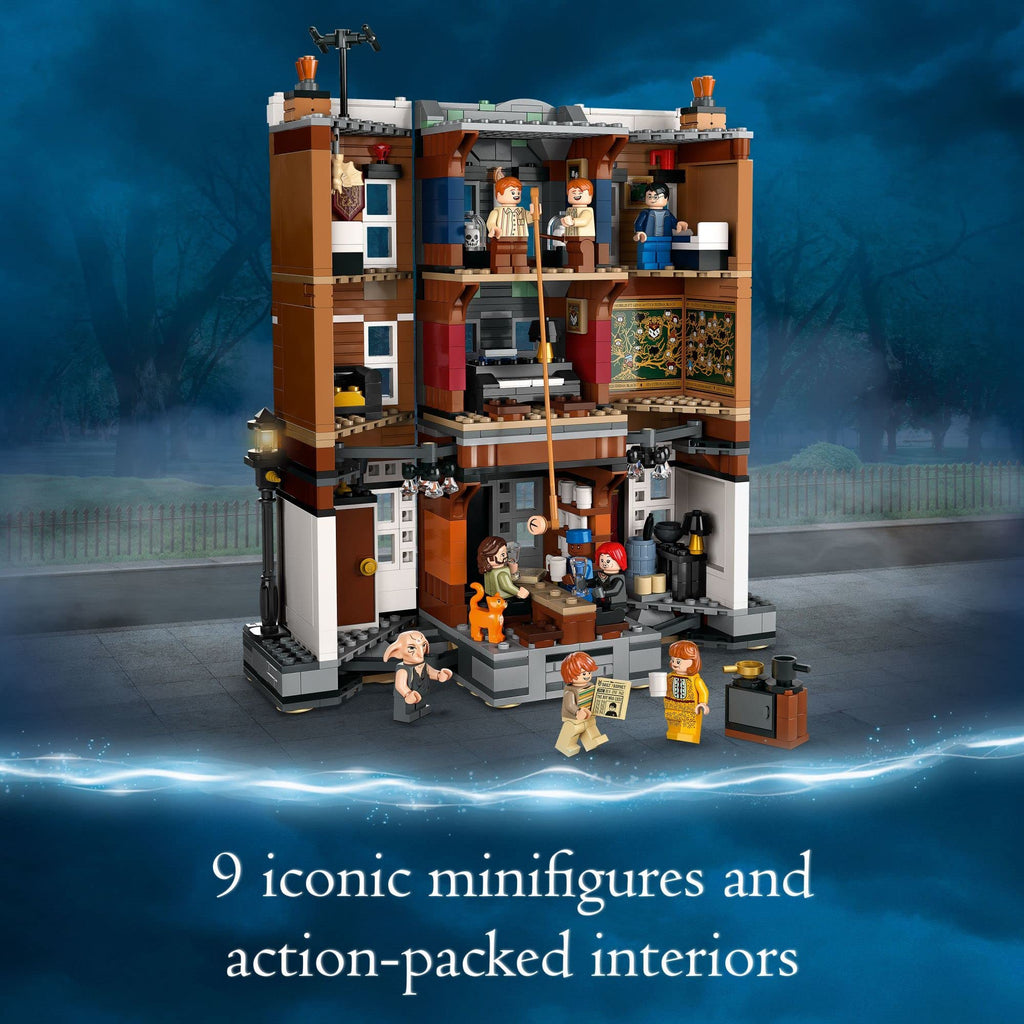 Building Set with 9 Minifigures A190613